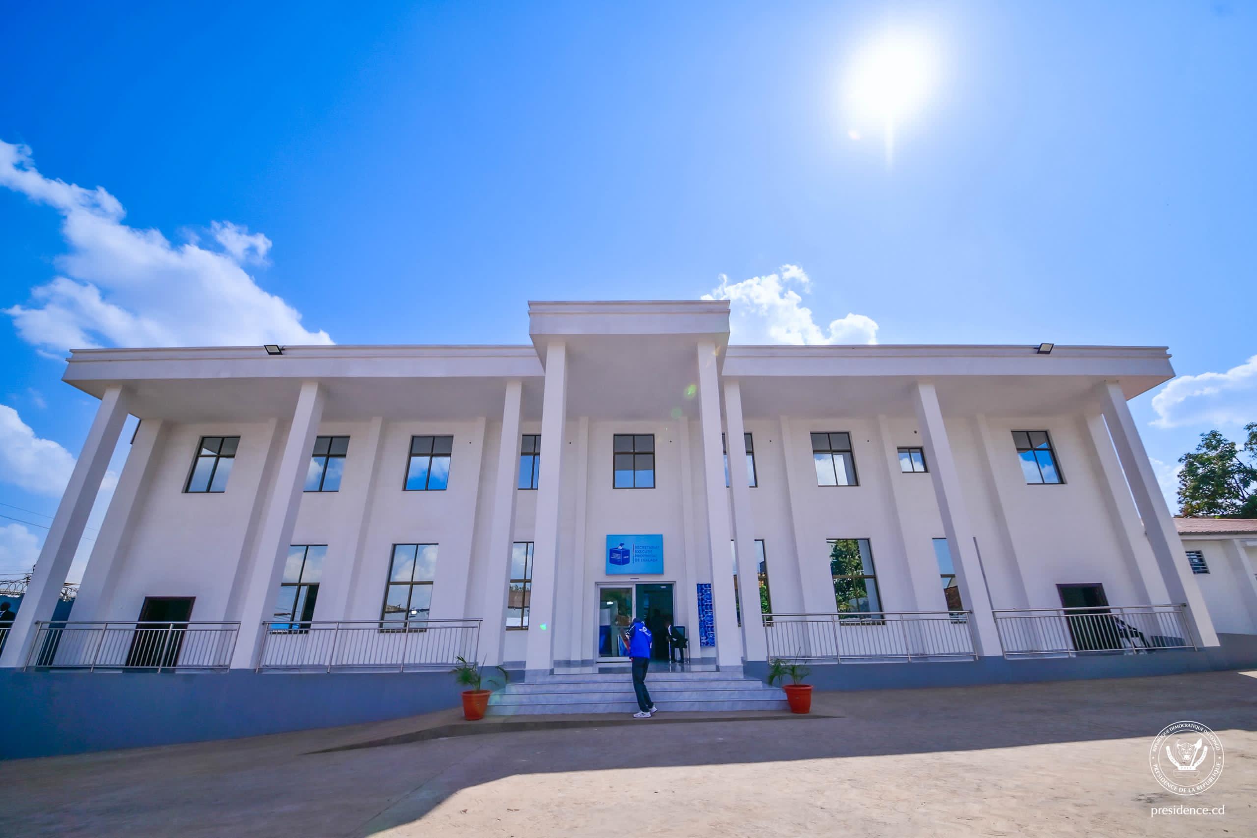 À Kolwezi, Le Chef de l’État a inauguré le nouveau bâtiment du siège ...